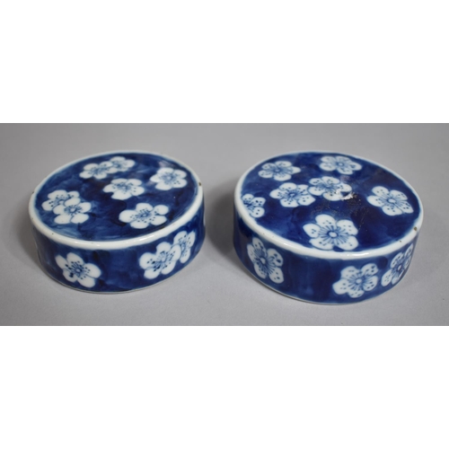 305 - A Pair of 18th/19th Century Chinese Porcelain Ginger Jars and Covers, Blue and White Prunus Pattern ... 