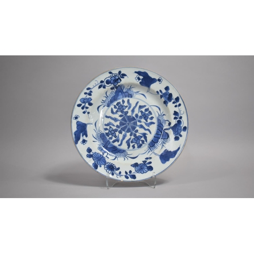 281 - An 18th/19th Century Chinese Blue and White Export Plate Decorated in a Foliate Motif, 22.5cms Diame... 