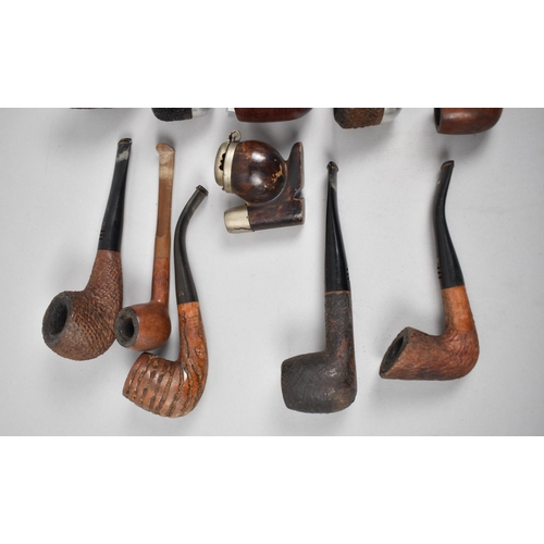 69 - A Collection of Vintage Briar and Other Pipes