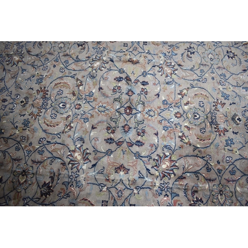 489 - A Large Handmade Kashan Carpet, 360x257cm