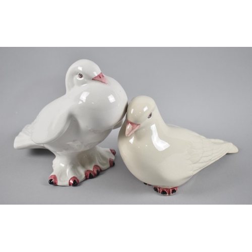 350 - A Casa Pupo Study of a Dove with Puffed Chest Together with Further Seated Example, 18cm high