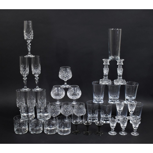 382 - A Collection of Various Glassware to comprise Brandy Balloons, Champagnes Etc