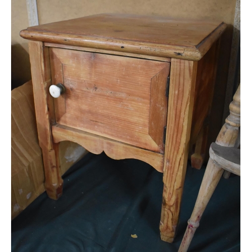 450 - A Small Late 19th Century Pine Pot Cupboard, 42cm wide