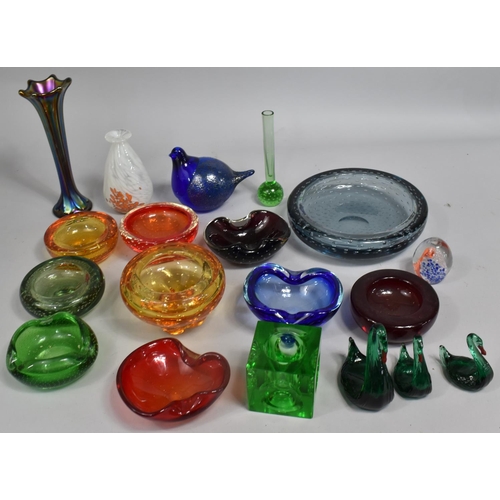 341 - A Collection of Various Late 20th Century Glassware to comprise Bubble Glass Ashtrays, Italian Shape... 