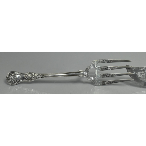 227 - A Good Pair of Victorian Silver Fish Servers, Kings Pattern with Pierced Blade Detailing a Fish