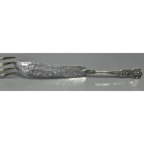 227 - A Good Pair of Victorian Silver Fish Servers, Kings Pattern with Pierced Blade Detailing a Fish