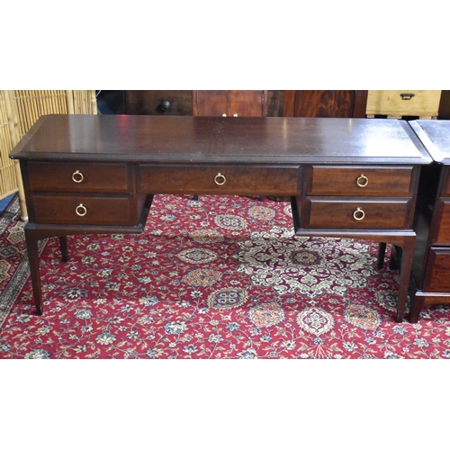 474 - A Mid/Late 20th Century Stag Dressing Table in Mahogany, 152cm Long