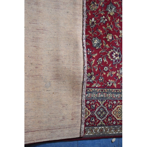 480 - A Large Patterned Carpet, 318x360cm