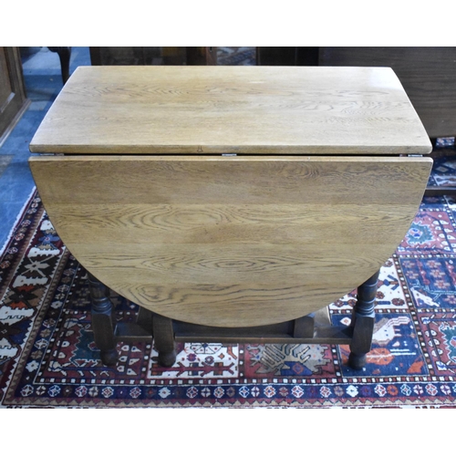 488 - A Mid 20th Century Oak Drop Leaf Gate Legged Table, 91cm Wide