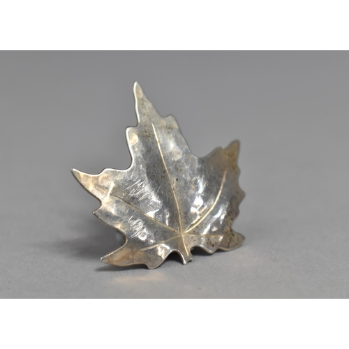 459 - A Canadian Silver Maple Leaf Brooch