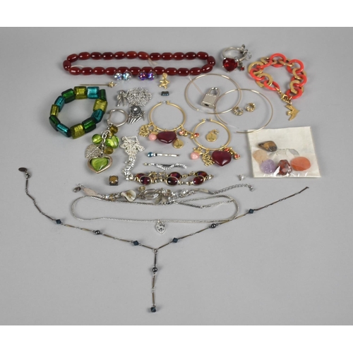 288 - A Collection of Various Costume Jewellery to comprise Necklaces, Bracelets Etc