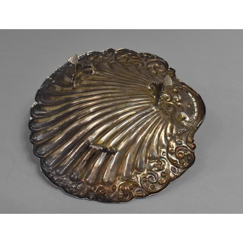 430 - A Silver Shell Shaped Dish, Stamped 900, 13cm Diameter