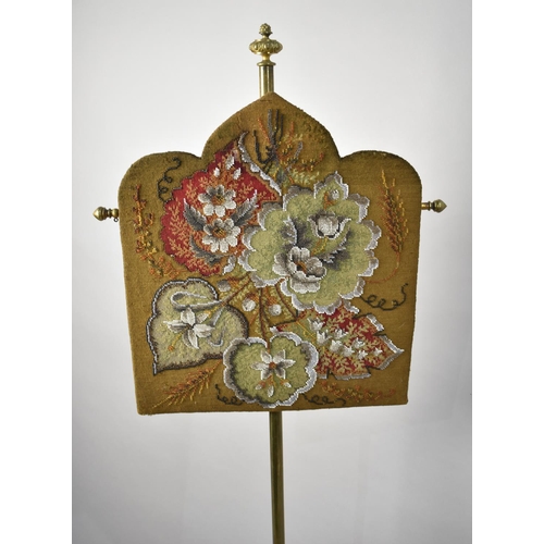 116 - A Nice Quality 19th Century Walnut and Brass Tripod Beadwork Polescreen