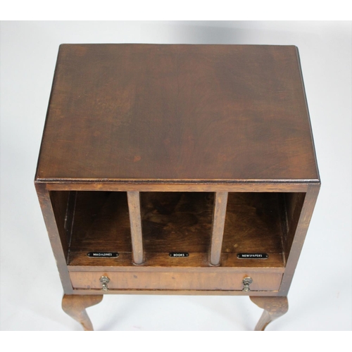 137 - A Mid 20th Century Walnut Book Magazine and Newspaper Cabinet with Single Long Drawer, 46cm wide