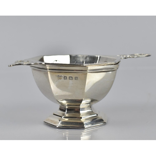 179 - A George VI Silver Tea Strainer and Stand by Mappin and Webb, Birmingham 1939, Of Hexagonal Form wit... 