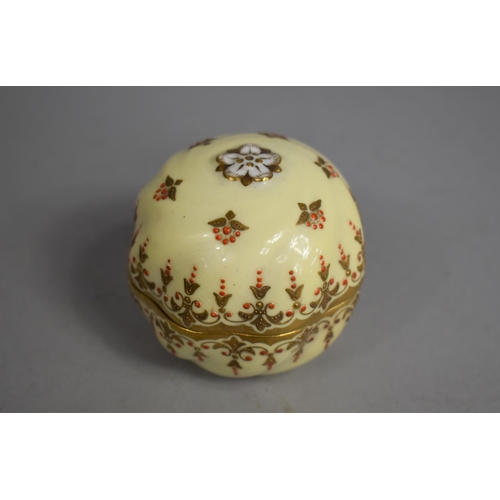 495 - A Pretty Coalport Lidded Box with Floral Design