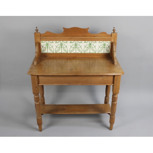 445 - A Late Victorian/Edwardian Pine Washstand with Tiered Gallery, 91cms Wide