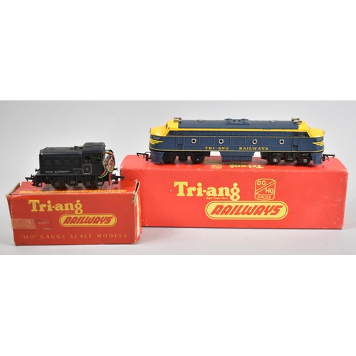 197 - A Triang Railway OO/HO Double Ended Locomotive Together with a Tirange OO Gauge 0-4-0 Dock Shunter