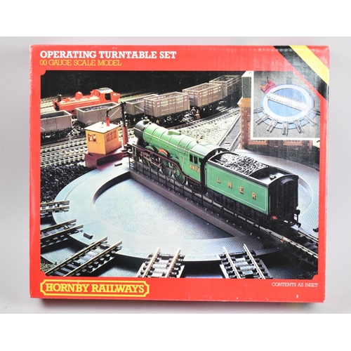 199 - A Hornby Railways Operating Turntable Set