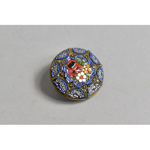 401 - An Early 20th Century Pretty Micro Mosaic Brooch, 3cm Diameter