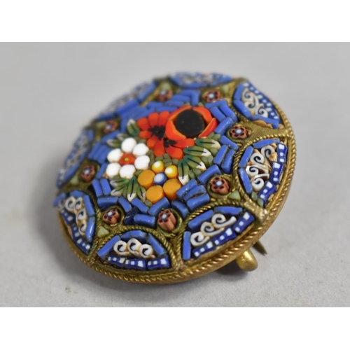 401 - An Early 20th Century Pretty Micro Mosaic Brooch, 3cm Diameter