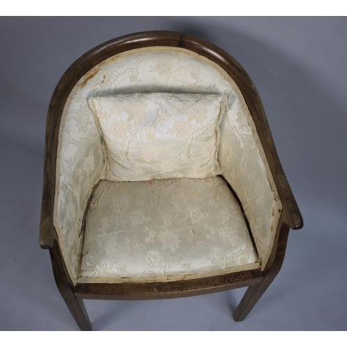 495 - A Salon Tub Ladies Armchair