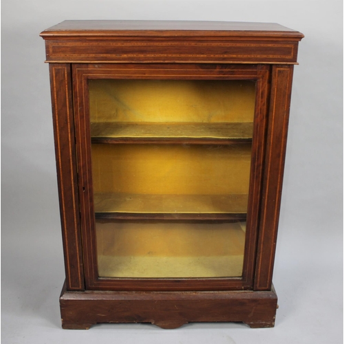 95 - An Inlaid Mahogany Display Cabinet with Two Inner Shelves, 76cm Wide