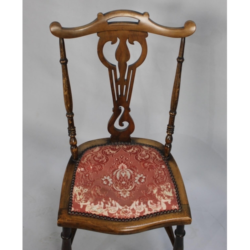 494 - A Edwardian Ladies Side Chair with Pierced Splat and Turned Supports