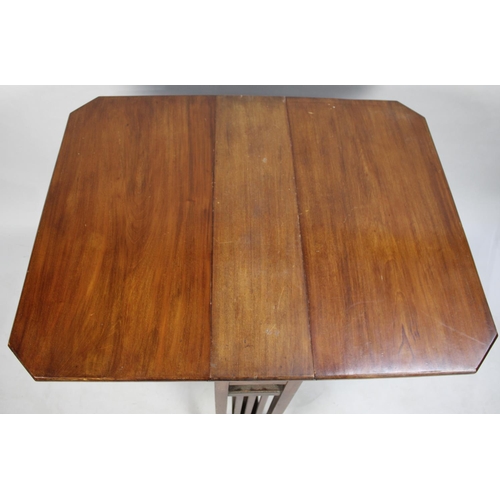 530 - An Edwardian Mahogany Drop Leaf Sutherland Table, 75cm wide