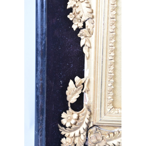 187 - A Finely Moulded Gilt Frame with Oval Opening that Measures 16.5x11.5cm Overall, 31x26cm