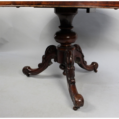 452 - A Late Victorian Snap Top Mahogany Breakfast/Loo Table, 122cms Diameter