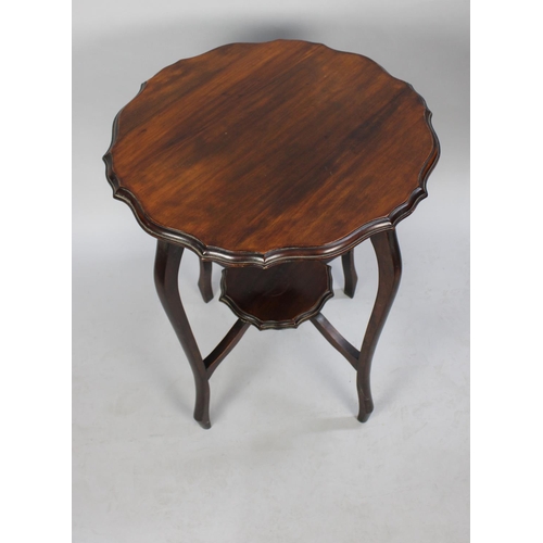 456 - An Edwardian Mahogany Scalloped Edge Circular Occasional Table, 51cms Diameter