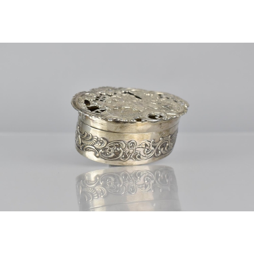 251 - An Edward VII Silver Pill Box by William Comyns and Sons, London Hallmark, 1903, The Boc of Oval For... 