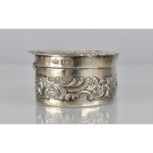 251 - An Edward VII Silver Pill Box by William Comyns and Sons, London Hallmark, 1903, The Boc of Oval For... 