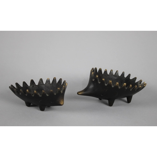 19 - A Pair of Patinated Stacking Bronze Bowls By Walter Bosse, Hedgehogs, Stamped Under Germany, Largest... 