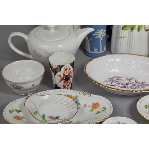 230 - A Collection of Various 19th and 20th Century Ceramics to Comprise 19th Century Porcelain Floral Tea... 