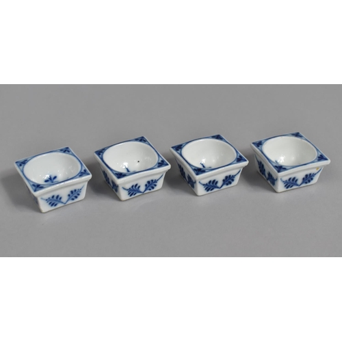 281 - A Set of Four Meissen Porcelain Blue and White Onion Pattern Salts of Square Tapering Form, 4cm Squa... 