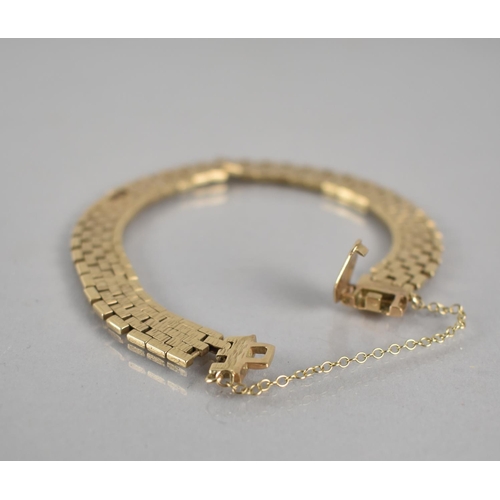 109 - A 9ct Gold Textured Link Bracelet, One Textured Link to Clasp AF, 18.5cms Long and 9.5mm Wide, Appro... 