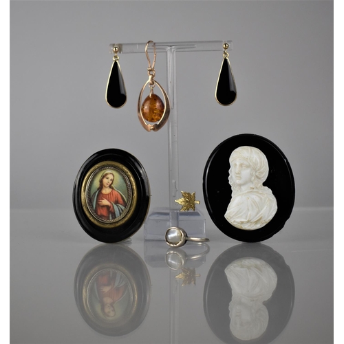 274 - A Collection of Gold Mounted Items to include Pair of 9ct Gold and Onyx Drop Earrings, 14ct Rose Gol... 