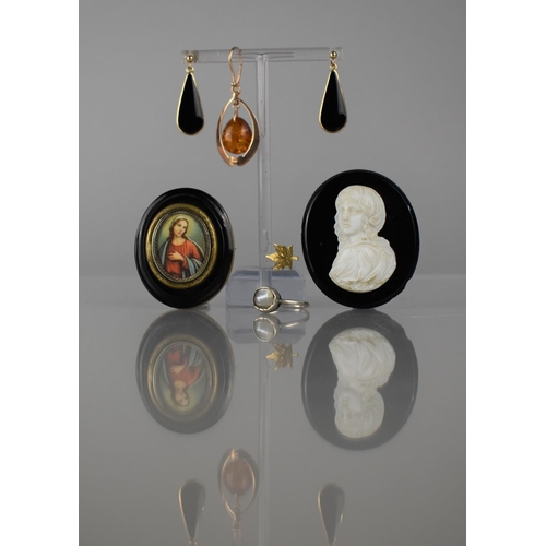 274 - A Collection of Gold Mounted Items to include Pair of 9ct Gold and Onyx Drop Earrings, 14ct Rose Gol... 