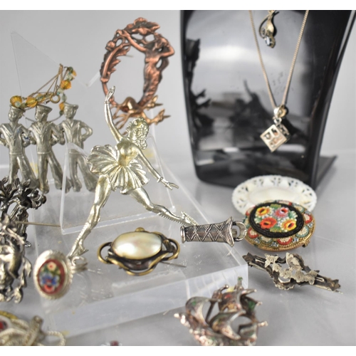 287 - A Collection of Vintage Costume Jewellery, Brooches, Necklaces and Rings to include Art Nouveau Moth... 