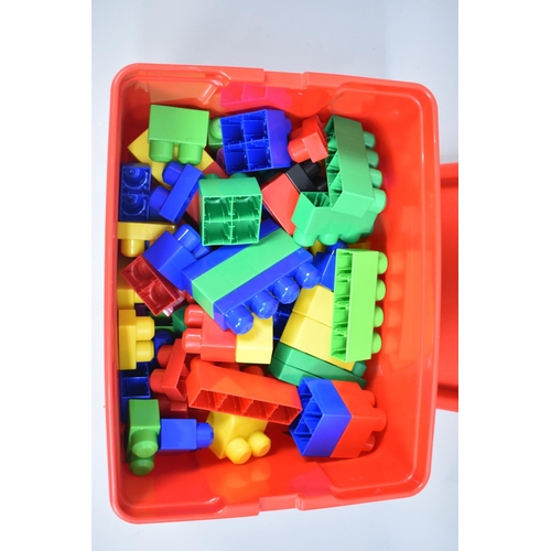 144 - A Mega Bloks 100 Piece Tub (Unchecked)