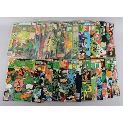 146 - A Collection of Vintage Comics to include The Flash, Green Lantern, Green Arrow, Mostly 1980s