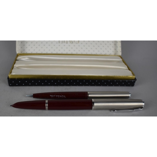 36 - A Late 20th Century Parker 51 Pen and Propelling Pencil Set