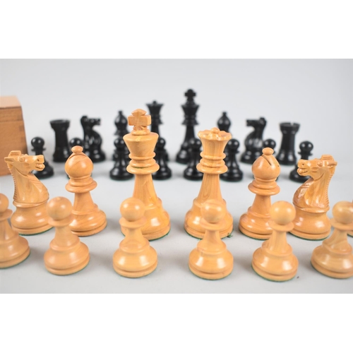 2 - A Contemporary Staunton style weighted chess set, the King's 8.5cm high.