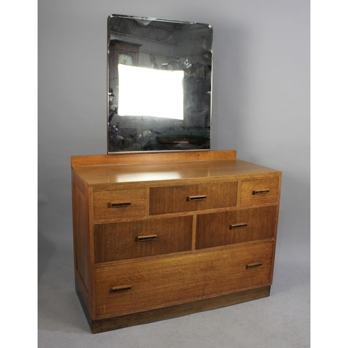 453 - A Mid 20th Century Dressing Chest Having Six Drawers and Galleried Back, 99.5cm wide