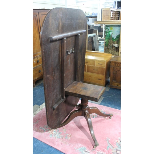 455 - A 19th Century Crossbanded Mahogany Rectangular Snap Top Breakfast Table, Brass Claw Casters, Feet H... 