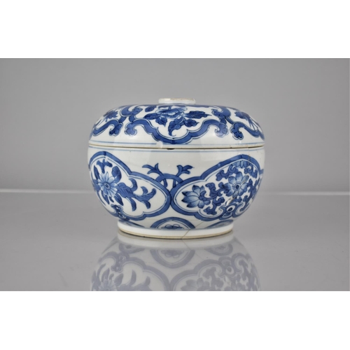 34 - A 19th/20th Century Chinese Porcelain Blue and White Pot and Cover Decorated in a Floral Motif, Doub... 