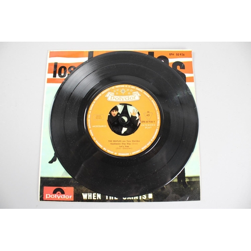 146 - A Collection of 33 and 45 Rpm records to include Los Beatles, The Kinks, Erasure etc