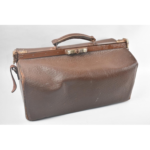 146 - A Vintage Leather Gladstone Bag, 52cms Wide